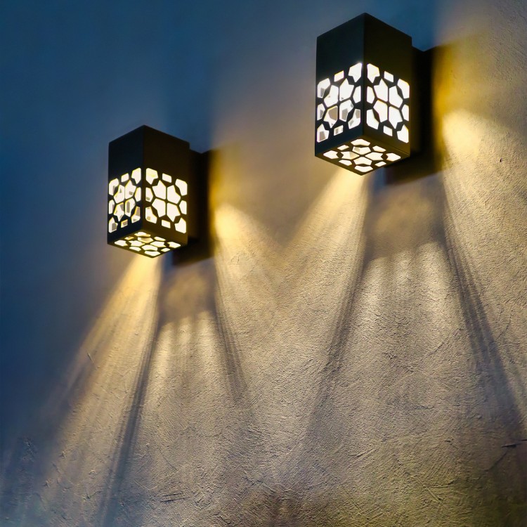 Outdoor Lighting in Omaha, Nebraska Outdoor Lighting in Omaha, Nebraska